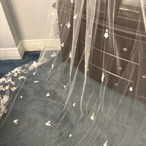 🎉HP🎉NWOT Bel Air Bridal Cathedral Veil - V7722C - Picture 4 of 6